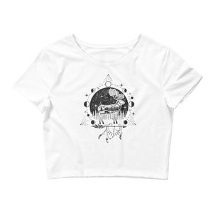 Majestic Moose Women’S Crop Tee, Fashion Style Cute crop top, casual outfit,